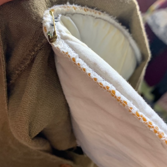 Robyn Meredith- Brown Button up Top size 16 - Picture 5 of 5